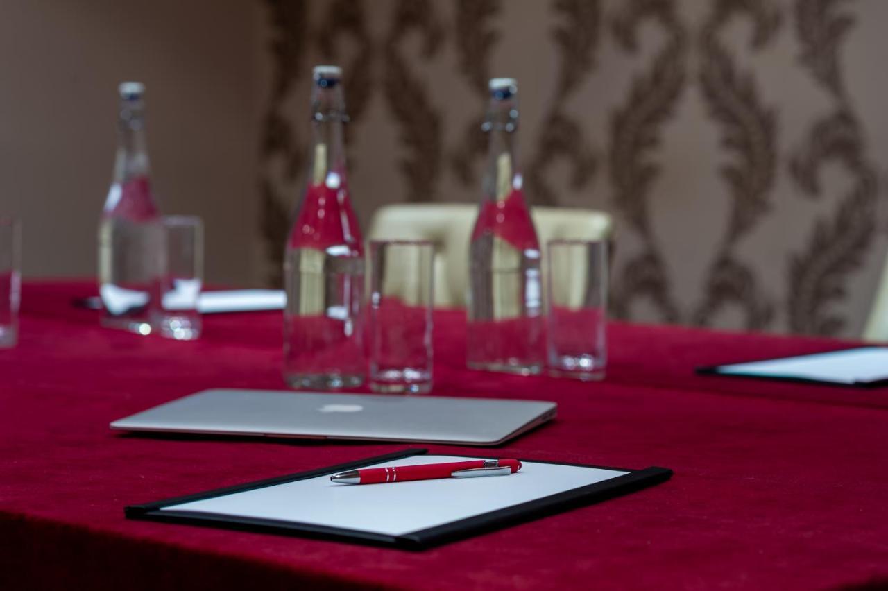 The Carraig Hotel Carrick-on-Suir Ngoại thất bức ảnh